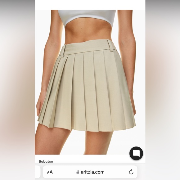 Aritzia Dormer pleated skirt size 0 (fits like size 4) - Picture 3 of 6